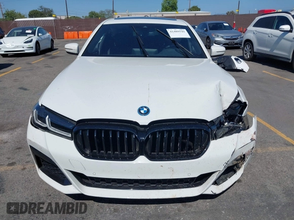 2023 BMW 5 Series 530e with VIN WBA13AG09PCM41820, listed as a IAAI auction lot 42409541 with 17,715 mi miles and . Bid and sale history available at DreamBid. Image 11.