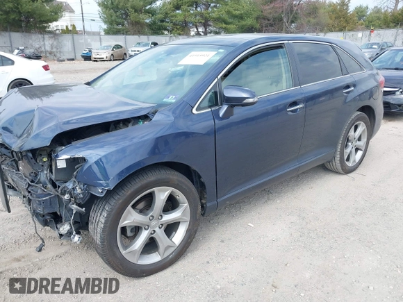 2015 Toyota Venza XLE with VIN 4T3BK3BB4FU112999, listed as a IAAI auction lot 41915921 with 139,106 mi miles. Bid and sale history available at carsss.com. Image 16.