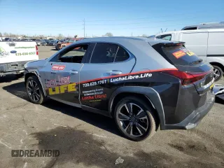 2020 Lexus UX 200 z VIN JTHP3JBH3L2024136, wystawiony jako Copart lot #83823044 z przebiegiem 73 440 mil mil oraz Szkoda całkowita • Salvage title. Historia ofert i sprzedaży dostępna na DreamBid. Obrazek 2.