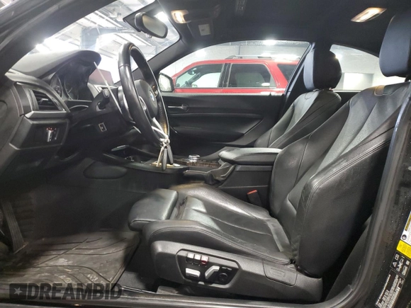2016 BMW 2 Series M235i xDrive with VIN WBA1J9C5XGV695823, listed as a Copart auction lot 81548364 with 83,149 mi miles and Salvage Title. Bid and sale history available at carsss.com. Image 7.