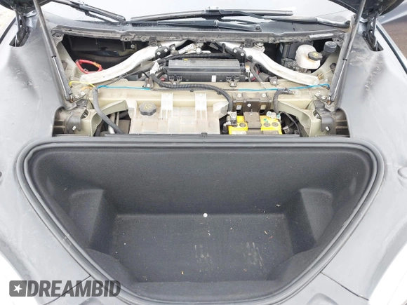 2020 Tesla Model S Long Range with VIN 5YJSA1E29LF363957, listed as a IAAI auction lot 42402667 with 45,058 mi miles and . Bid and sale history available at DreamBid. Image 10.