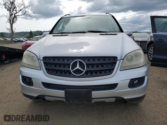 2006 Mercedes-Benz M 350 with VIN 4JGBB86EX6A130614, listed as a Copart auction lot 52069445 with 130,505 mi miles and Clean Title. Bid and sale history available at DreamBid. Image 5.
