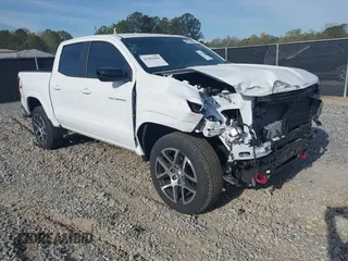 2024 Chevrolet Colorado 4WD Z71 with VIN 1GCPTDEK7R1305056, listed as a IAAI auction lot 41901866 with 4,133 mi miles and . Bid and sale history available at DreamBid. Image 1.