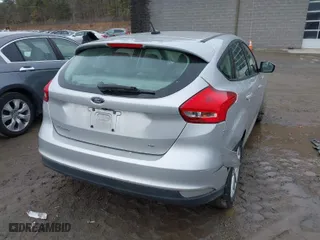 2017 Ford Focus SE with VIN 1FADP3K28HL259610, listed as a IAAI auction lot 41704100 with 98,766 mi miles. Bid and sale history available at carsss.com. Image 4.