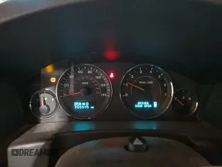 2006 Jeep Commander with VIN 1J8HH48N96C304320, listed as a Copart auction lot 86096104 with 205,545 mi miles and Clean Title. Bid and sale history available at carsss.com. Image 9.