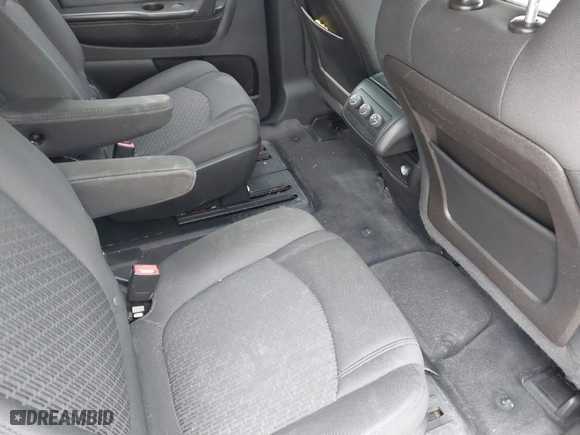 2011 Chevrolet Traverse LT w/1LT with VIN 1GNKVGED3BJ131099, listed as a IAAI auction lot 41710051 with 124,142 mi miles. Bid and sale history available at carsss.com. Image 8.