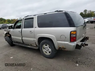 2004 Chevrolet Suburban Z71 with VIN 3GNFK16T04G200719, listed as a Copart auction lot 72781484 with 199,208 mi miles and Salvage Title. Bid and sale history available at carsss.com. Image 2.