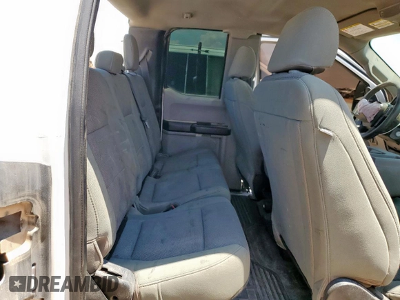 2021 Ford F-350 с VIN 1FD8X3B63MED00301, выставлен на аукционе Copart как лот 57271605 с пробегом Не указан миль и Списание • Salvage title. История ставок и продаж доступна на DreamBid. Изображение 10.