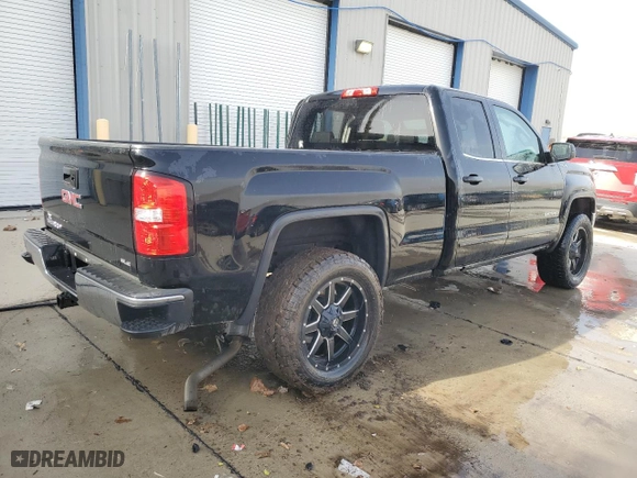 2015 GMC Sierra 1500 SLE with VIN 1GTV2UEC7FZ190765, listed as a Copart auction lot 49611635 with 159,682 mi miles and Salvage Title. Bid and sale history available at carsss.com. Image 3.