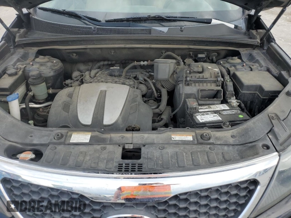 2012 Kia Sorento EX z VIN 5XYKU4A26CG252144, wystawiony jako Copart lot #56290995 z przebiegiem 220 802 mil mil oraz Szkoda całkowita • Salvage title. Historia ofert i sprzedaży dostępna na DreamBid. Obrazek 12.