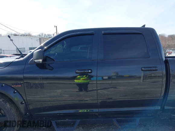 2018 Ram 1500 SLT with VIN 1C6RR7LT7JS294389, listed as a IAAI auction lot 41600149 with 109,504 mi miles. Bid and sale history available at carsss.com. Image 14.