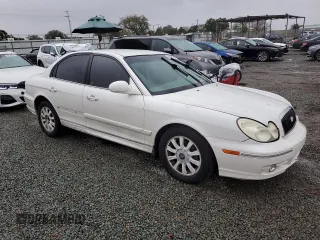 2004 Hyundai Sonata GLS with VIN KMHWF35H54A978952, listed as a Copart auction lot 49312725 with 0 mi miles and Salvage Title. Bid and sale history available at carsss.com. Image 4.