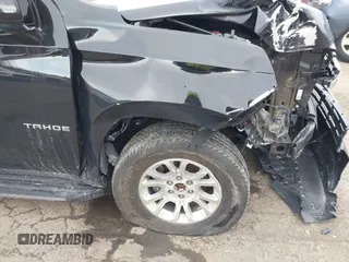 2021 Chevrolet Tahoe LT z VIN 1GNSKNKD2MR444988, wystawiony jako IAAI lot #41372873 z przebiegiem 45 731 mil mil oraz . Historia ofert i sprzedaży dostępna na DreamBid. Obrazek 17.
