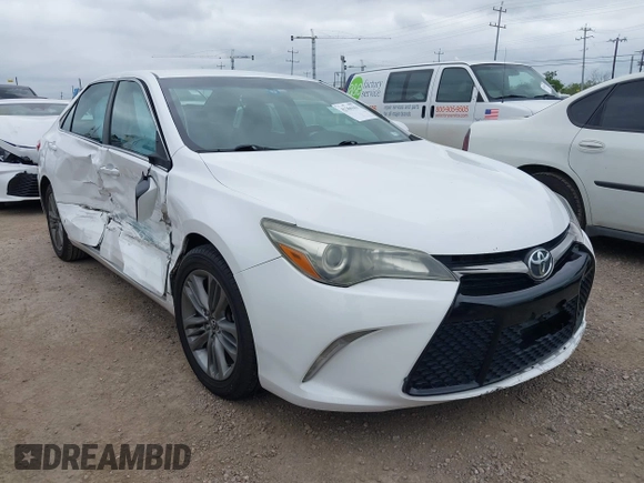 2015 Toyota Camry XLE z VIN 4T1BF1FK7FU009782, wystawiony jako IAAI lot #42366251 z przebiegiem 302 295 mil mil oraz . Historia ofert i sprzedaży dostępna na DreamBid. Obrazek 1.