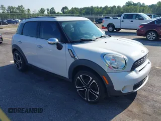 2012 MINI Countryman S with VIN WMWZC3C56CWL82122, listed as a IAAI auction lot 42600474 with 71,920 mi miles and . Bid and sale history available at DreamBid. Image 1.