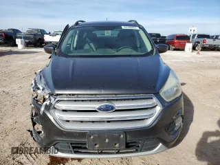 2018 Ford Escape SE with VIN 1FMCU9GD6JUB12810, listed as a Copart auction lot 82598864 with 138,640 mi miles and Salvage Title. Bid and sale history available at carsss.com. Image 5.
