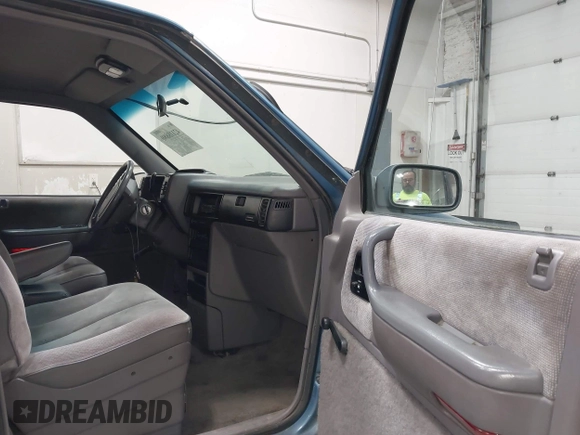 1992 Dodge Grand Caravan with VIN 1B4GK44R1NX248133, listed as a IAAI auction lot 42118680 with 188,949 mi miles and . Bid and sale history available at DreamBid. Image 5.