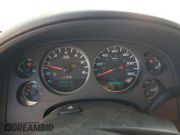 2008 Chevrolet Avalanche LTZ with VIN 3GNFK12398G141598, listed as a Copart auction lot 74060954 with 191,602 mi miles and Salvage Title. Bid and sale history available at carsss.com. Image 9.
