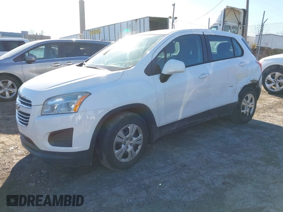 2015 Chevrolet Trax LS with VIN KL7CJKSB8FB113628, listed as a IAAI auction lot 41465345 with 89,245 mi miles. Bid and sale history available at carsss.com. Image 16.