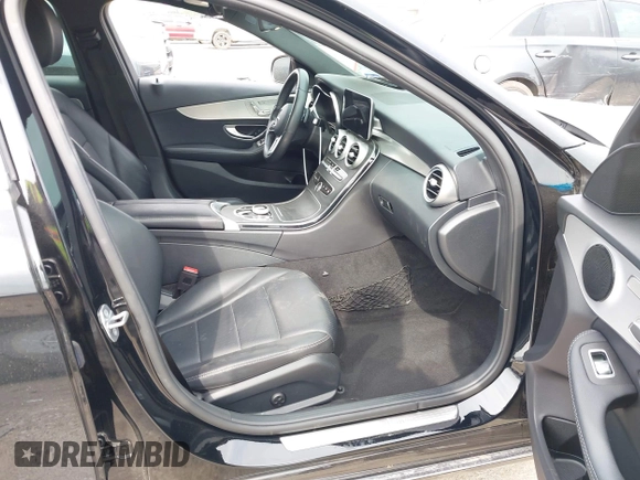 2019 Mercedes-Benz C 300 with VIN 55SWF8DB5KU311624, listed as a IAAI auction lot 41913152 with 75,656 mi miles and . Bid and sale history available at DreamBid. Image 5.