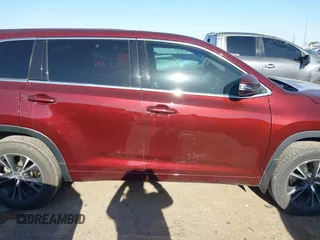 2018 Toyota Highlander LE with VIN 5TDZARFH0JS036002, listed as a IAAI auction lot 42281311 with 106,714 mi miles and . Bid and sale history available at DreamBid. Image 14.