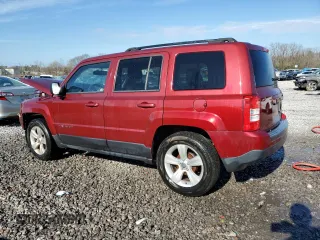 2016 Jeep Patriot Latitude z VIN 1C4NJPFAXGD640313, wystawiony jako Copart lot #41603235 z przebiegiem 112 119 mil mil oraz Szkoda całkowita • Salvage title. Historia ofert i sprzedaży dostępna na DreamBid. Obrazek 2.