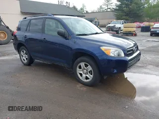 2007 Toyota RAV4 with VIN JTMBD33V175108758, listed as a IAAI auction lot 42219410 with 171,727 mi miles. Bid and sale history available at carsss.com. Image 1.