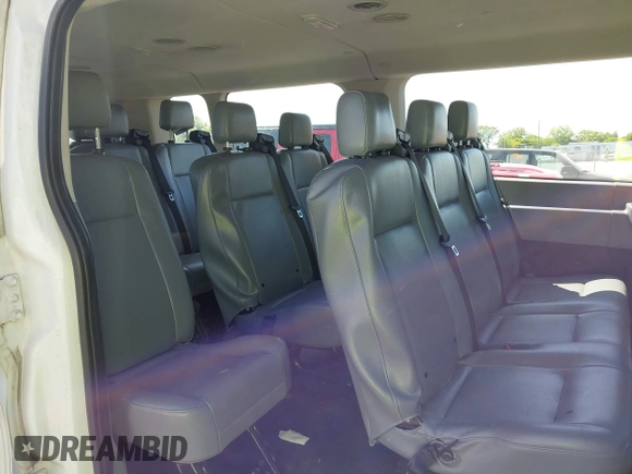 2019 Ford Transit Passenger XL z VIN 1FBZX2ZM8KKA34929, wystawiony jako IAAI lot #42263522 z przebiegiem 376 862 mil mil oraz . Historia ofert i sprzedaży dostępna na DreamBid. Obrazek 8.