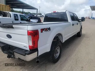 2019 Ford F-250 XL с VIN 1FT7W2B60KED86550, выставлен на аукционе IAAI как лот 42556034 с пробегом 188 501 миль миль и . История ставок и продаж доступна на DreamBid. Изображение 15.
