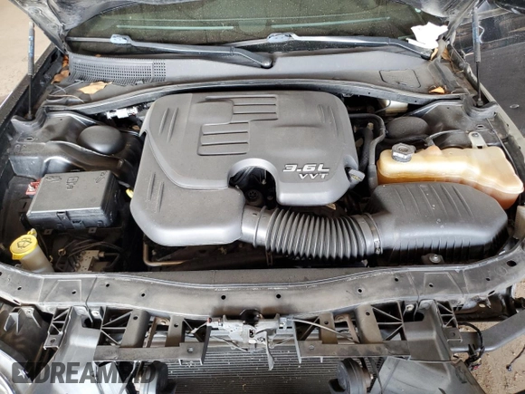 2017 Chrysler 300 S Alloy Edition with VIN 2C3CCABG6HH577695, listed as a Copart auction lot 68324654 with 105,262 mi miles and Salvage Title. Bid and sale history available at DreamBid. Image 13.