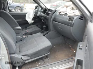 2002 Nissan Xterra XE z VIN 5N1ED28T72C530922, wystawiony jako IAAI lot #41912512 z przebiegiem 227 930 mil mil oraz . Historia ofert i sprzedaży dostępna na DreamBid. Obrazek 5.