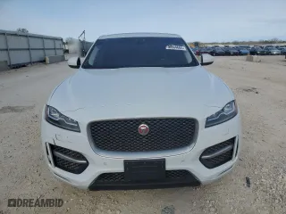 2017 Jaguar F-PACE 35t R-Sport with VIN SADCL2BVXHA047832, listed as a Copart auction lot 50904665 with 128,000 mi miles and Clean Title. Bid and sale history available at carsss.com. Image 5.