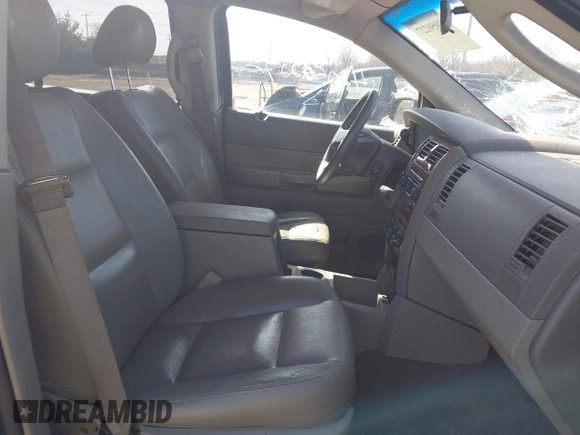 2004 Dodge Durango SLT z VIN 1D4HB48N54F133136, wystawiony jako IAAI lot #42050227 z przebiegiem 154 729 mil mil oraz . Historia ofert i sprzedaży dostępna na DreamBid. Obrazek 5.
