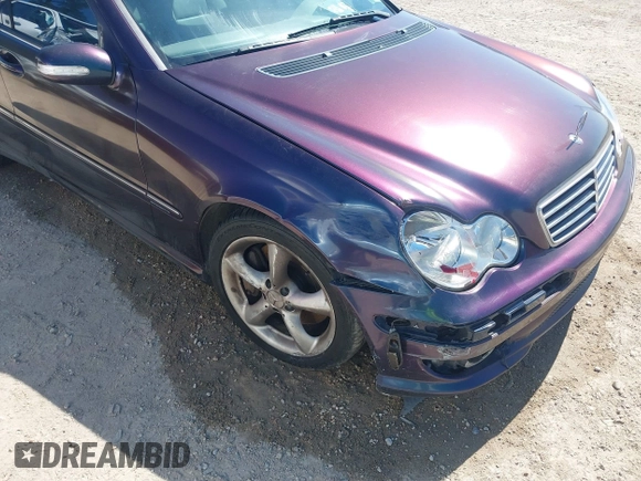 2005 Mercedes-Benz C 230 Kompressor with VIN WDBRF40J45F686777, listed as a IAAI auction lot 41675146 with Not Provided miles and . Bid and sale history available at DreamBid. Image 6.