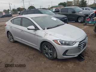 2018 Hyundai Elantra SEL z VIN 5NPD84LFXJH333683, wystawiony jako IAAI lot #41033409 z przebiegiem 67 874 mil mil oraz . Historia ofert i sprzedaży dostępna na DreamBid. Obrazek 1.