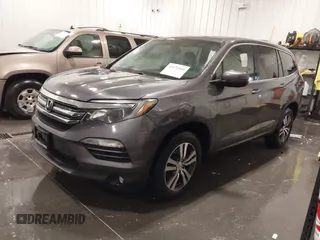 2017 Honda Pilot EX-L z VIN 5FNYF6H58HB105029, wystawiony jako IAAI lot #42179949 z przebiegiem 143 170 mil mil oraz . Historia ofert i sprzedaży dostępna na DreamBid. Obrazek 18.