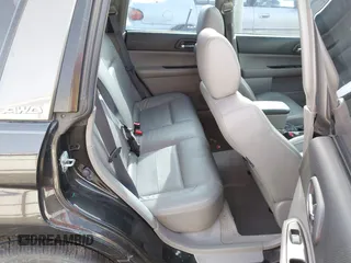 2003 Subaru Forester XS with VIN JF1SG65633H745258, listed as a IAAI auction lot 42014221 with 252,731 mi miles. Bid and sale history available at carsss.com. Image 8.
