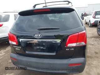 2012 Kia Sorento EX with VIN 5XYKU4A2XCG284563, listed as a IAAI auction lot 41753526 with 206,900 mi miles. Bid and sale history available at carsss.com. Image 16.