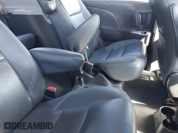 2020 Toyota Sienna SE with VIN 5TDXZ3DC9LS043621, listed as a IAAI auction lot 42670891 with 56,734 mi miles and . Bid and sale history available at DreamBid. Image 8.