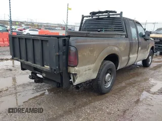 2015 Ford F-250 XLT with VIN 1FT7X2A68FED57446, listed as a IAAI auction lot 41718217 with Not provided miles and . Bid and sale history available at DreamBid. Image 4.