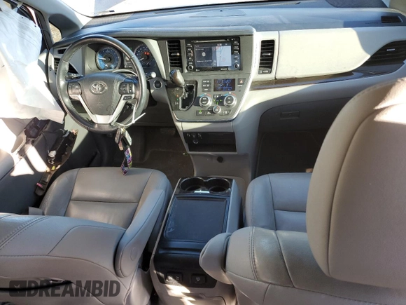 2019 Toyota Sienna XLE Auto Access Seat with VIN 5TDYZ3DC1KS019056, listed as a Copart auction lot 47094125 with 64,746 mi miles and Salvage Title. Bid and sale history available at carsss.com. Image 8.