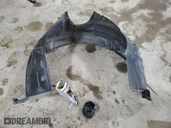 2015 Toyota Venza XLE z VIN 4T3BK3BB4FU115532, wystawiony jako Copart lot #54338965 z przebiegiem 115 271 mil mil oraz Szkoda całkowita • Salvage title. Historia ofert i sprzedaży dostępna na DreamBid. Obrazek 13.