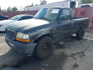 1998 Ford Ranger XL with VIN 1FTYR10C1WUB61936, listed as a IAAI auction lot 41514003 with 327,602 mi miles. Bid and sale history available at carsss.com. Image 2.