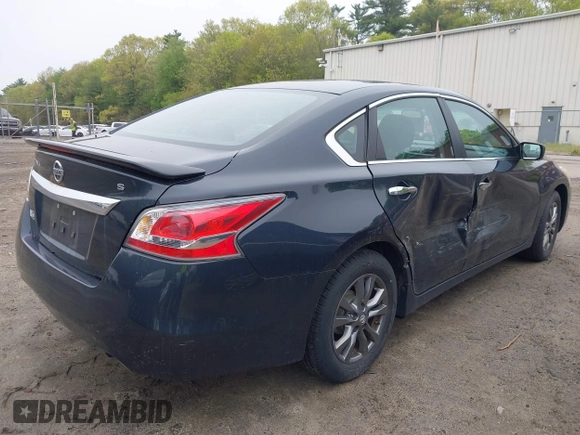2015 Nissan Altima 2.5 z VIN 1N4AL3AP8FC249054, wystawiony jako IAAI lot #42179598 z przebiegiem 114 497 mil mil oraz . Historia ofert i sprzedaży dostępna na DreamBid. Obrazek 4.