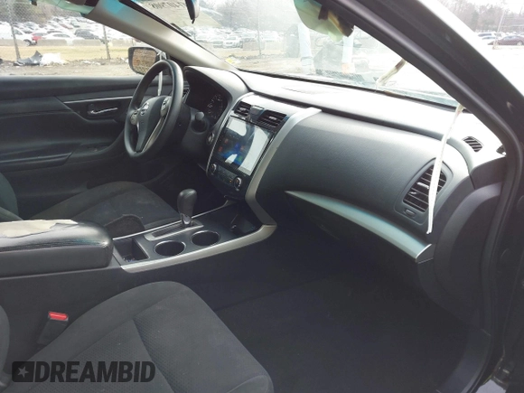 2015 Nissan Altima SV with VIN 1N4AL3AP3FC286044, listed as a IAAI auction lot 41407908 with 172,858 mi miles and . Bid and sale history available at DreamBid. Image 5.