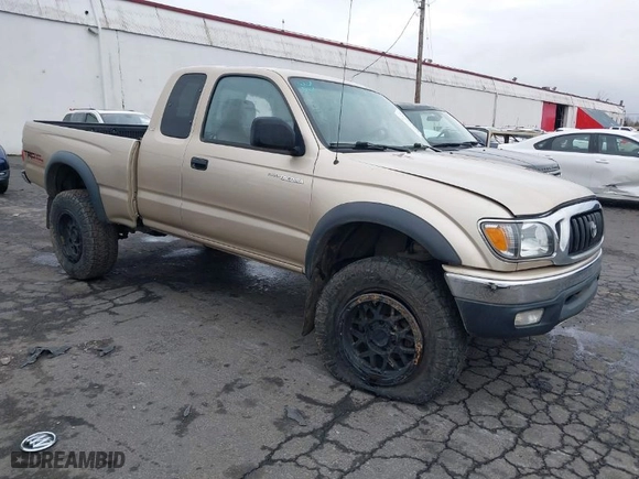 2003 Toyota Tacoma with VIN 5TEWN72N33Z248387, listed as a IAAI auction lot 41445308 with 239,861 mi miles. Bid and sale history available at carsss.com. Image 1.