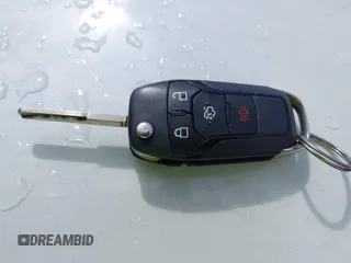 2013 Ford Fusion SE с VIN 3FA6P0H77DR177941, выставлен на аукционе IAAI как лот 42503920 с пробегом 235 699 миль миль и . История ставок и продаж доступна на DreamBid. Изображение 11.
