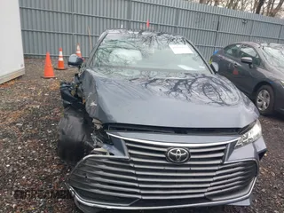 2019 Toyota Avalon XLE with VIN 4T1BZ1FB2KU030640, listed as a IAAI auction lot 41849810 with 44,531 mi miles. Bid and sale history available at carsss.com. Image 12.