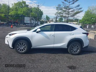2019 Lexus NX 300 z VIN JTJBARBZ8K2200862, wystawiony jako IAAI lot #42201649 z przebiegiem 42 564 mil mil oraz . Historia ofert i sprzedaży dostępna na DreamBid. Obrazek 14.