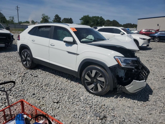 2024 Volkswagen Atlas SE z VIN 1V2WE2CA7RC259140, wystawiony jako Copart lot #54917825 z przebiegiem Nie podano mil oraz Szkoda całkowita • Salvage title. Historia ofert i sprzedaży dostępna na DreamBid. Obrazek 4.